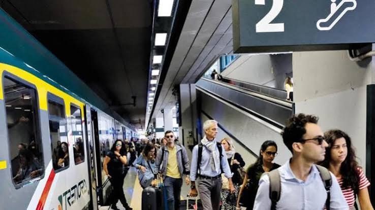 Sciopero treni da lunedì 7 settembre: stop di 24 ore, le fasce garantite