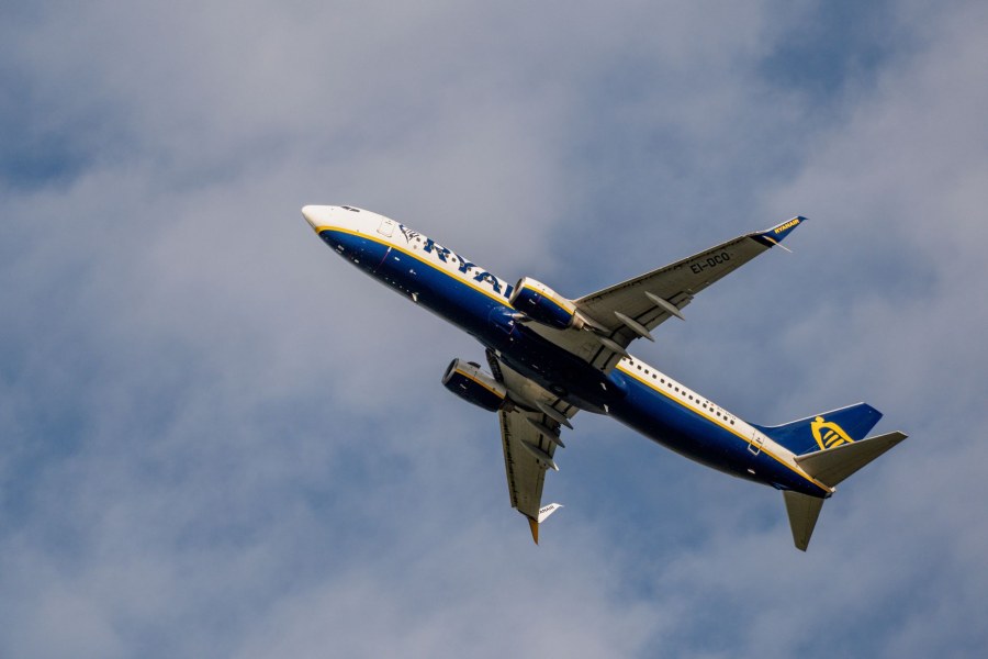 Volo Ryanair rientra a Porto per falso allarme dirottamento