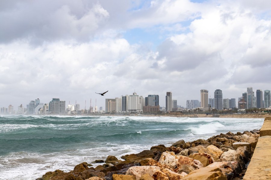 Volo Dubai-Tel Aviv: lite tra piloti russo e ucraino scatena emergenza dirottamento