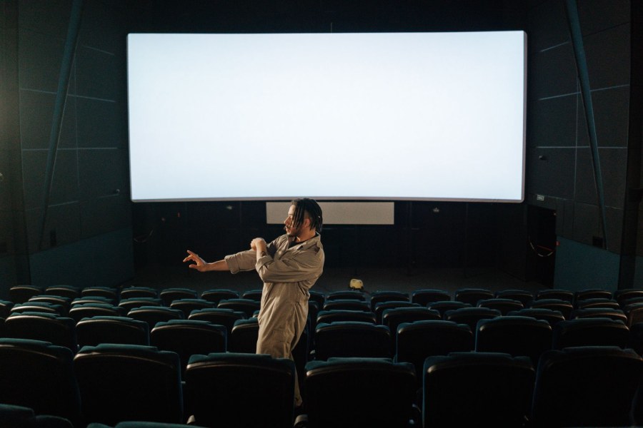 Luca Guadagnino presenta 'Artificial' al NYFF con performance a sorpresa di Damon Albarn