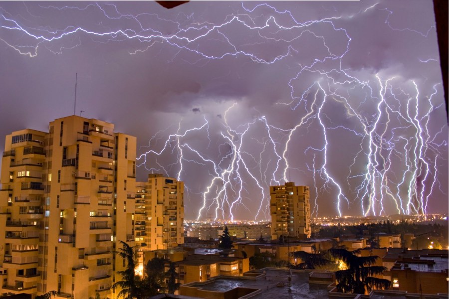 Persiste maltempo sull'Italia: piogge diffuse e calo termico