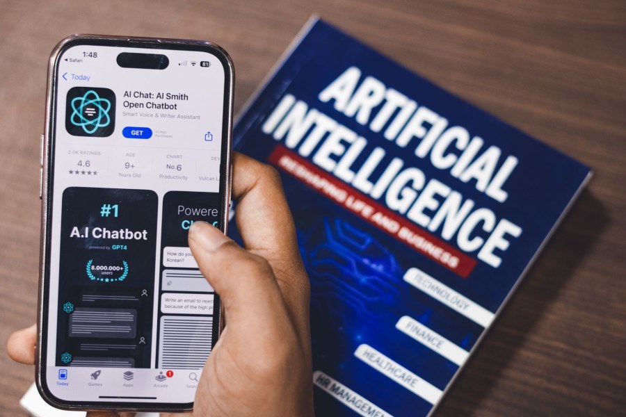 OpenAI, dipendente arrestato per dispositivo di registrazione nascosto